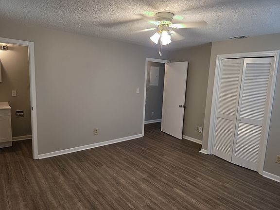 5th image of 1300 Liberty Dr