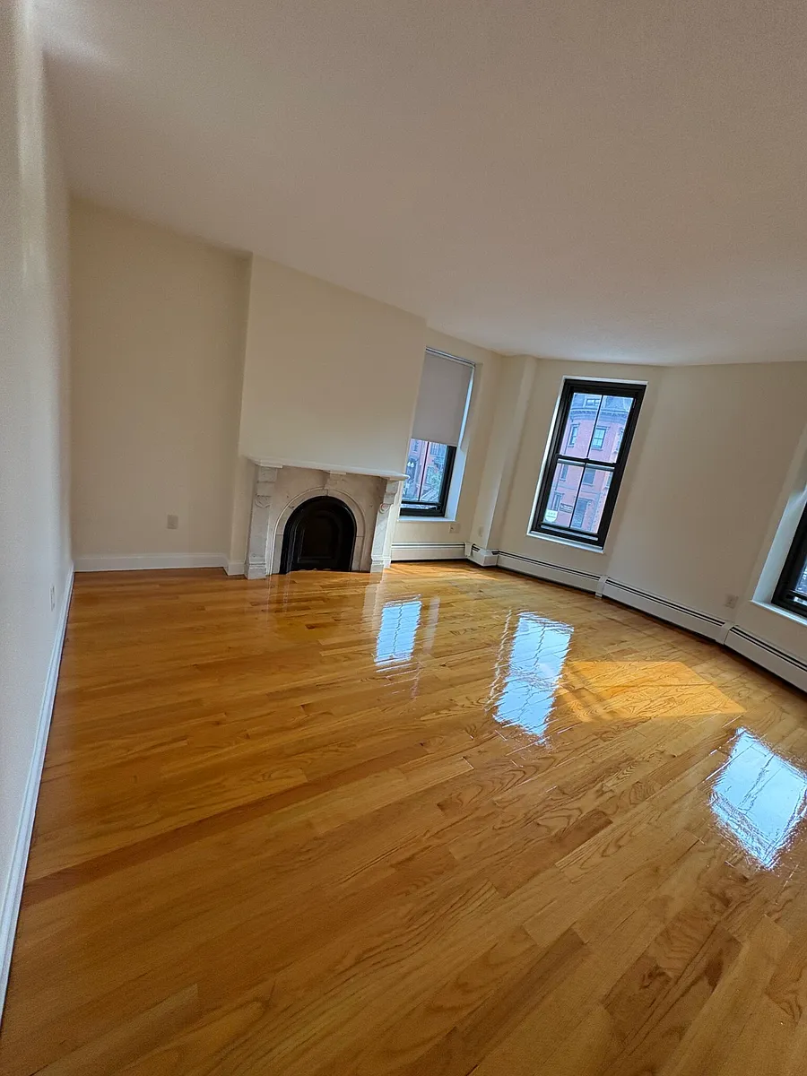 Building Photo - 586 Massachusetts Ave #1