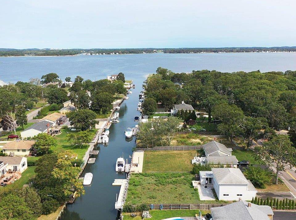 1st image of 203 Longneck Blvd