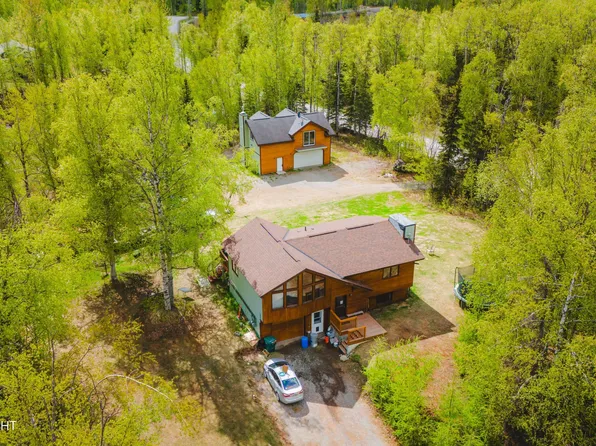 1350 W Sands Dr, Wasilla, AK 99654