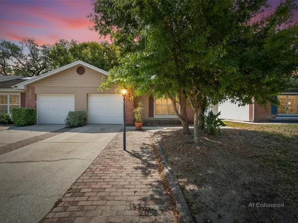 2854 Whitehall Dr, Palm Harbor, FL 34684