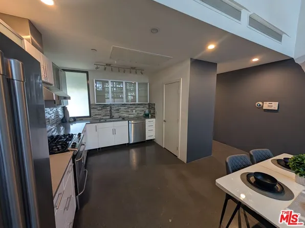 1455 N Bronson Ave APT 4, Los Angeles, CA 90028