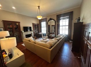 1718 Pine St #2F, Philadelphia, PA 19103