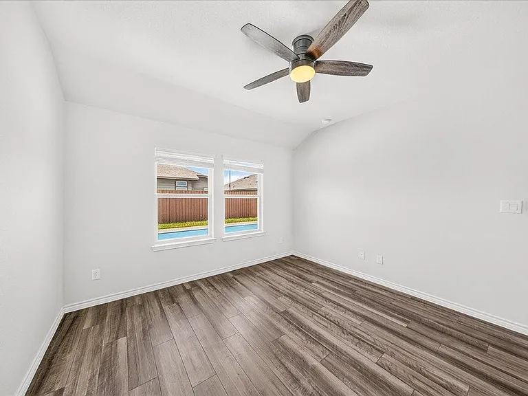 7826 Bullrider Dr — Photo 18
