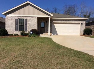 202 Belhaven Dr, Dothan, AL 36303