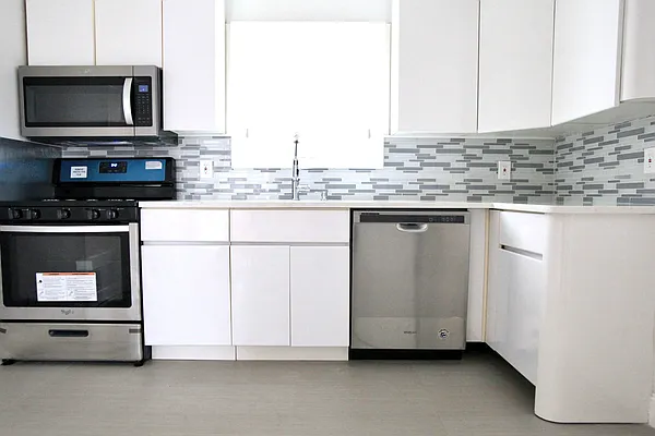 Rented by Oxford Property Group | media 4