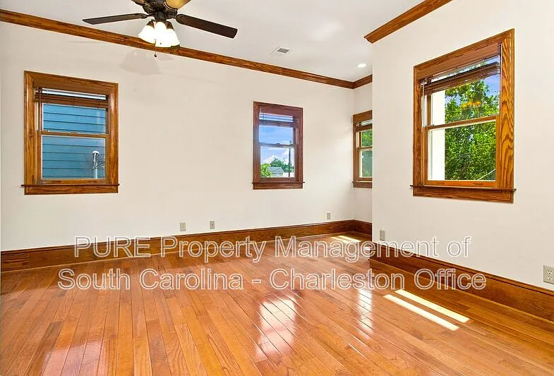 3 bed, 2.5 bath, 1600 sqft, $5,299 — Photo 4