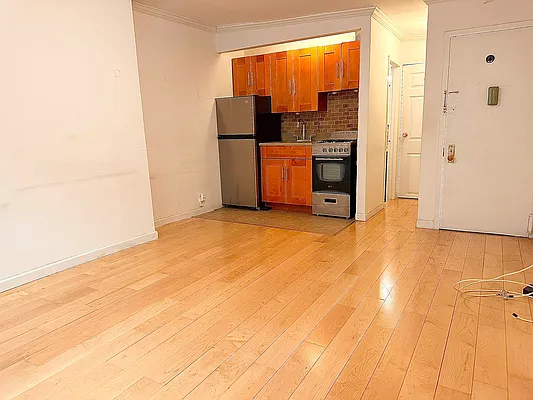 Rented by Compass | media 2