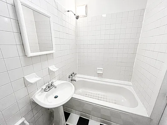 Rented by Coldwell Banker Reliable Real Estate | media 29