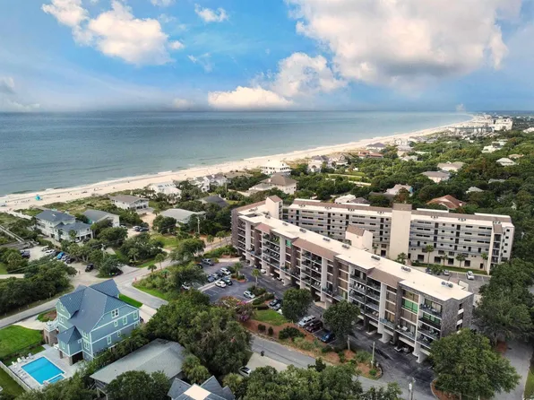 423 Parker Dr. #330, Pawleys Island, SC 29585