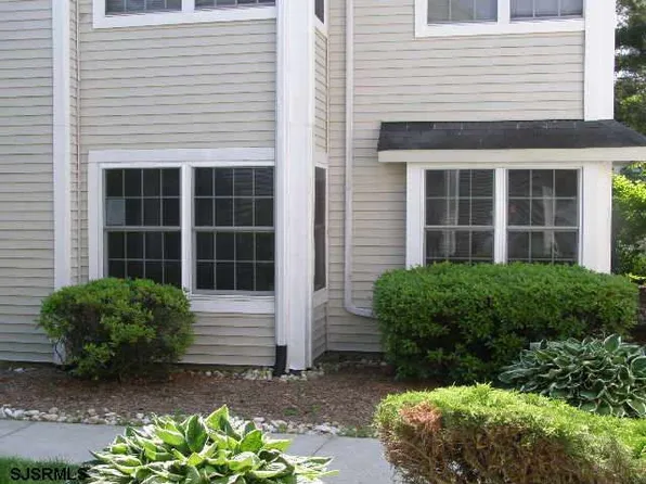 81 Driftwood Ct #138, Galloway, NJ 08205