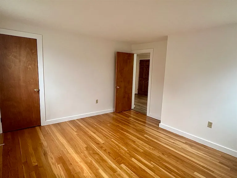 9 Norton St #3 — Photo 7