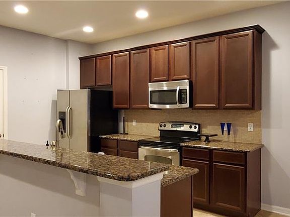 3rd image of 2628 Passamonte Dr