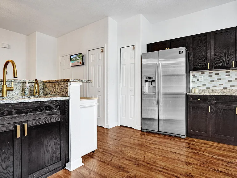 3911 Shoma Dr — Photo 14