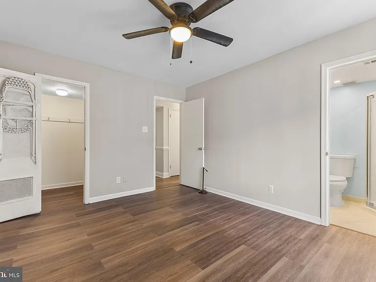 11611 Vantage Hill Rd #11B — Photo 22