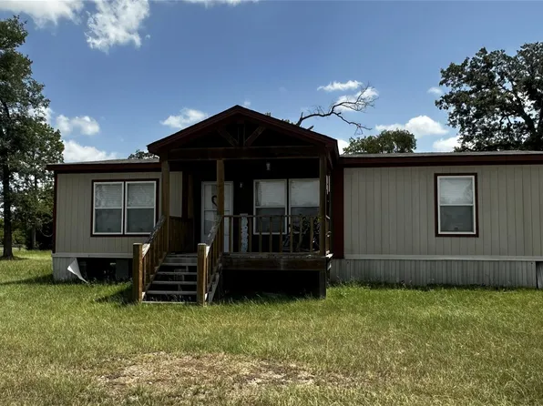 5232 Dawkins Rd, Normangee, TX 77871