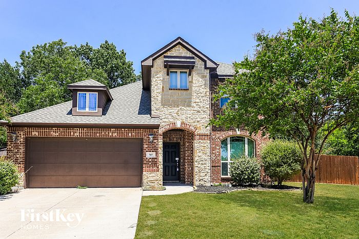1st image of 707 Fannin Dr