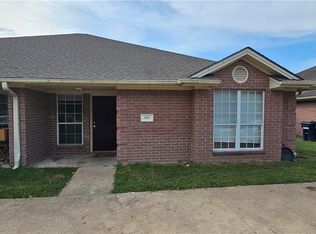 919 Willow Pond St, College Station, TX 77845