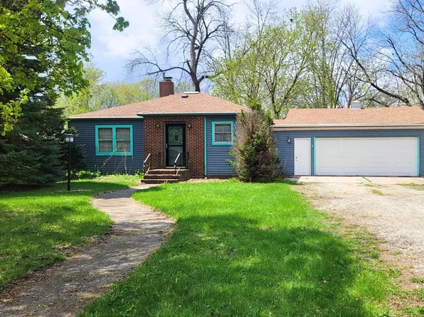 302 S Agora St, Marathon, IA 50565