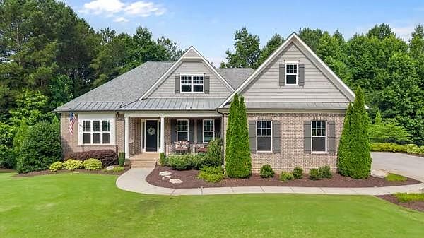 1st image of 731 Creekside Bnd