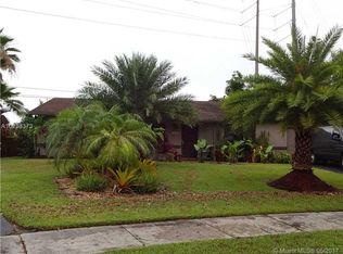 1741 N Anhinga Ln, Homestead, FL 33035