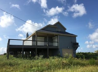 200 Corpus Christi St, Crystal Beach, TX 77650