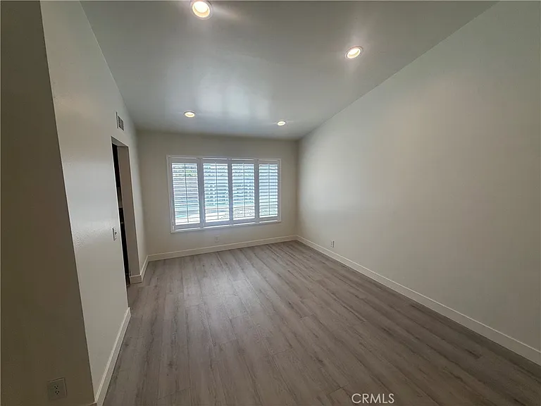 2214 Montague Cir — Photo 7
