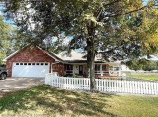 465787 E 1082nd Rd, Sallisaw, OK 74955