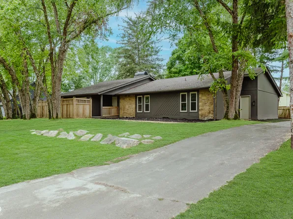 804 Sunblest Blvd, Fishers, IN 46038