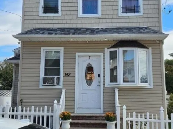 142 Sherman Pl, Garfield City, NJ 07026