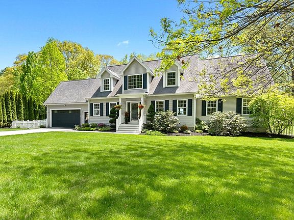 2nd image of 5 Jamaica Ln