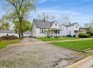 3137 Peoria St, Steger, IL