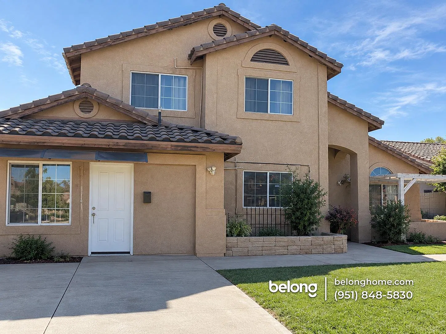 2 bed, 1.0 bath, 800 sqft, $1,705 — Photo 1