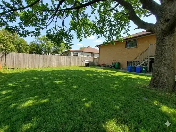 1298 Cedar St #1 — Photo 3