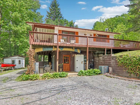 34 Lindsey Hill Ln, Zirconia, NC 28790