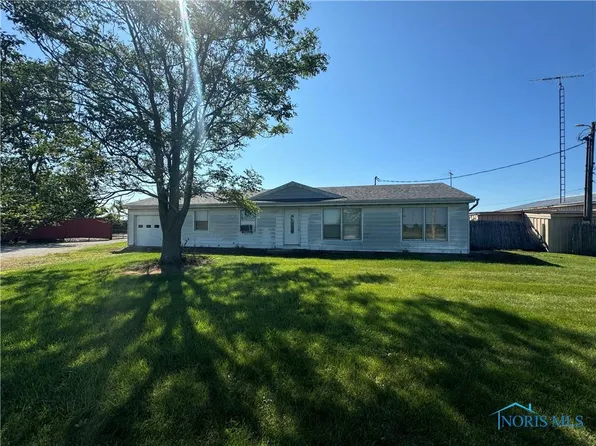 5008 Bradner Rd, Fostoria, OH 44830