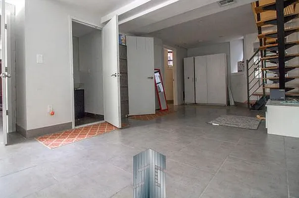 Rented by Skyline Group Real Estate | media 65