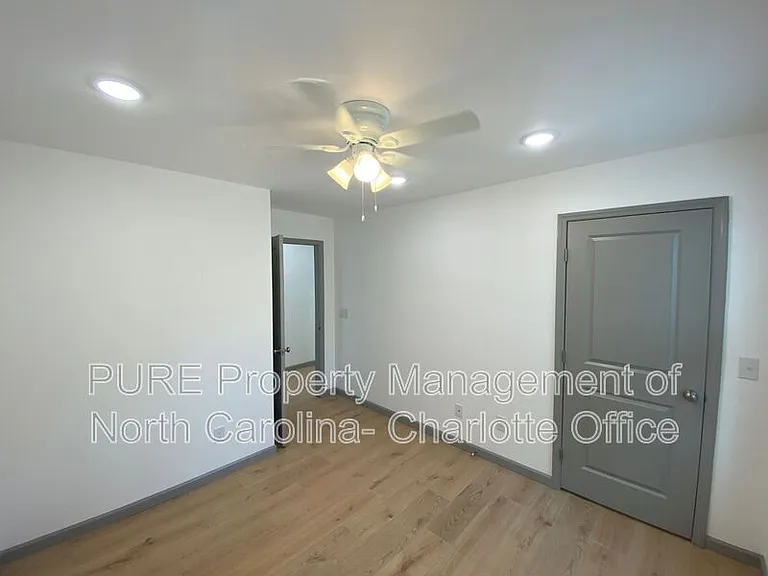 12025 Platon Ave — Photo 26
