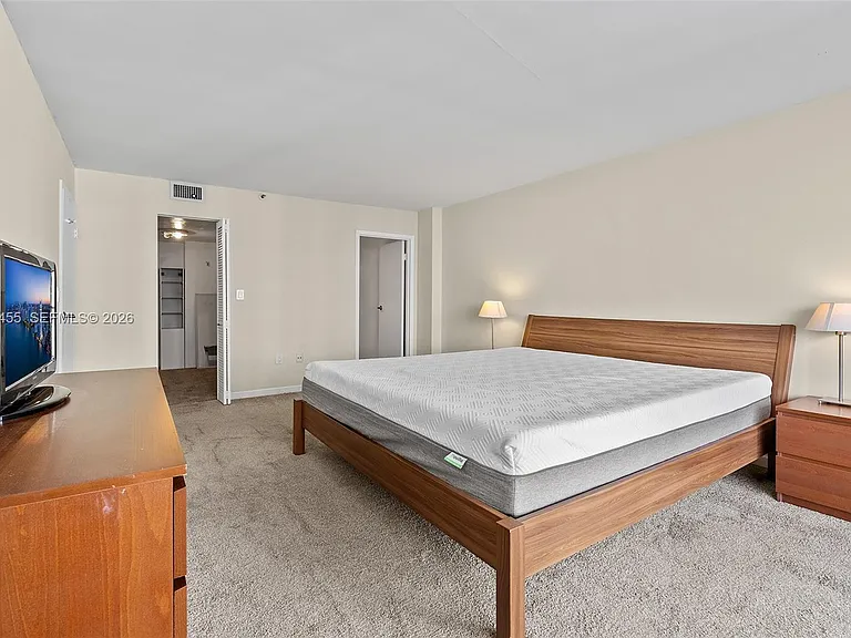 555 NE 15th St #14G — Photo 9