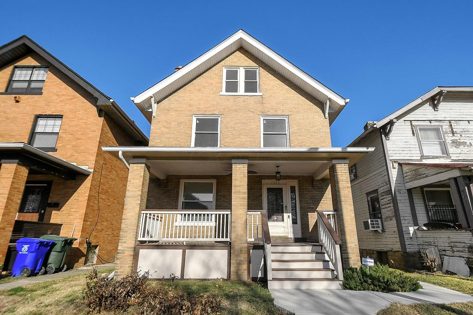 1246 Hildreth Ave photo 1