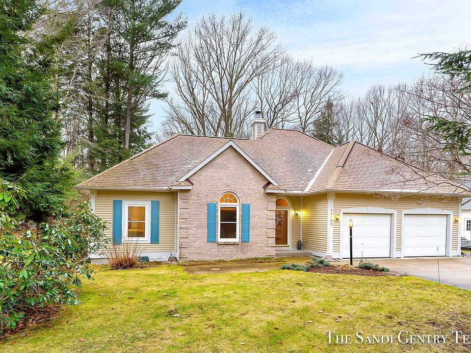 1st image of 13533 Forest Park Dr