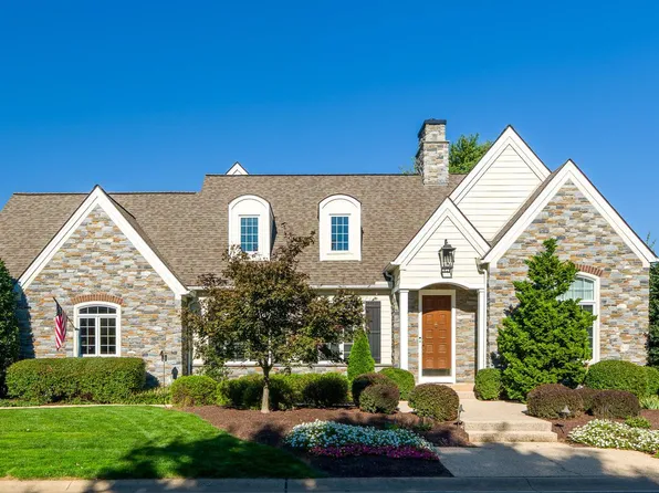 817 Woodfield Dr, Lititz, PA 17543