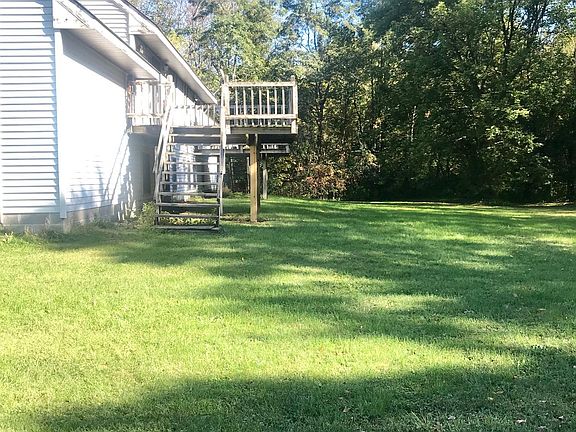 2nd image of 17 Marian Ct