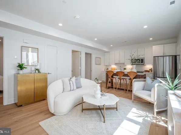 1228 Brentwood Rd NE #1, Washington, DC 20018