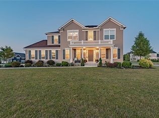 6421 Ridgeline Dr, Hudson, OH 44236