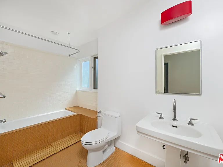 714 Kensington Rd — Photo 11