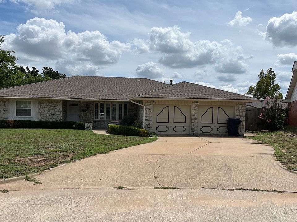 1st image of 7504 NW 12th Pl