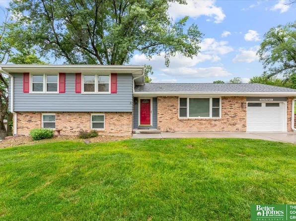 4918 N 82nd St, Omaha, NE 68134