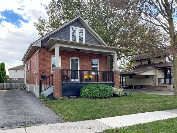 15 Russett Ave, Oshawa, ON L1G 3R4