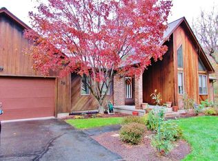 38 Oakcrest Dr, Westfield, MA 01085